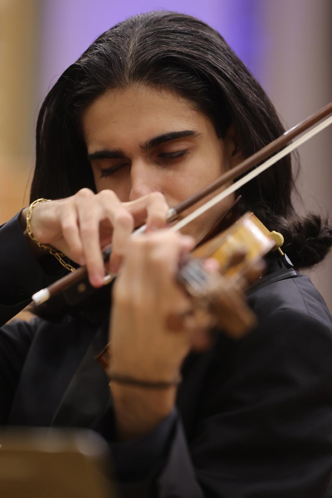 Close-up of Antonio Piculeață playing, eyes closed